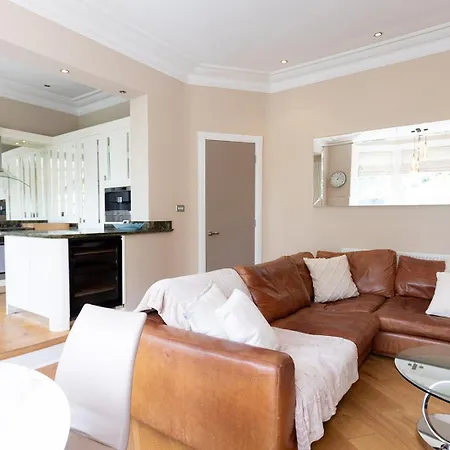 York Place - Spacious To Town With Views * Harrogate