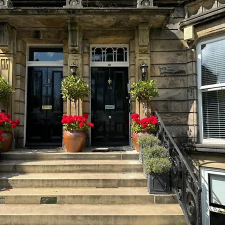Apartment York Place - Spacious To Town With Views Harrogate