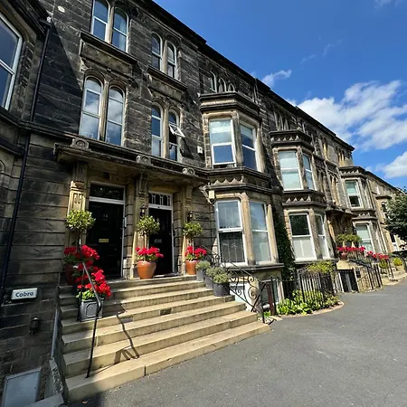 Apartment York Place - Spacious To Town With Views Harrogate